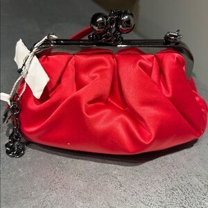 MaxMara Weekend Label-cut red satin Pasticino kisslock crossbody/shoulder clutch